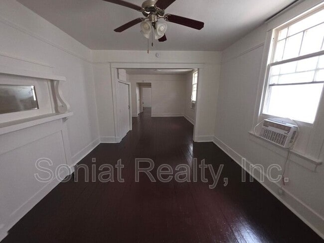 Building Photo - 3009 Iberville St