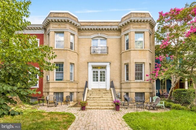 Primary Photo - 634 North Carolina Ave SE