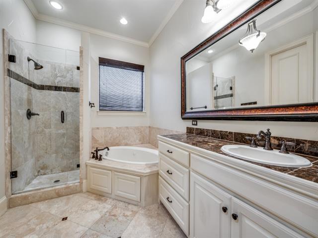 Building Photo - 4676 Donegal Dr