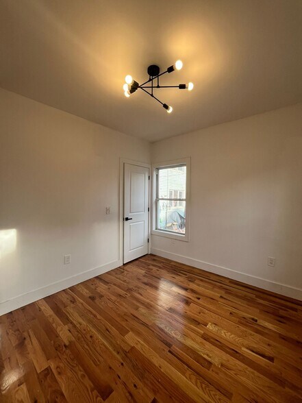 Building Photo - 237 Clinton Ave