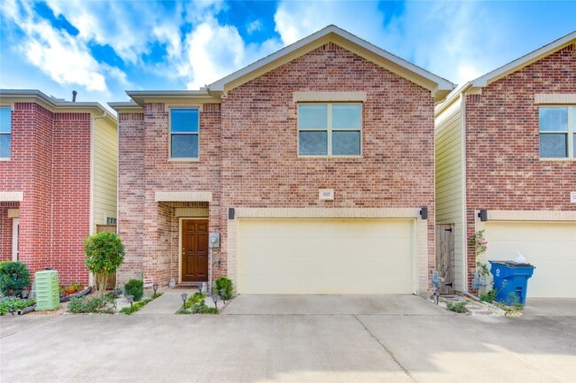 Building Photo - 3707 Main Poplar Dr