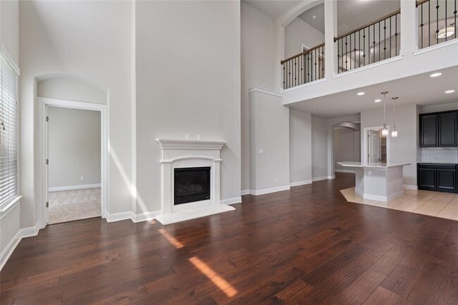 Building Photo - 15601 Cabrillo Way