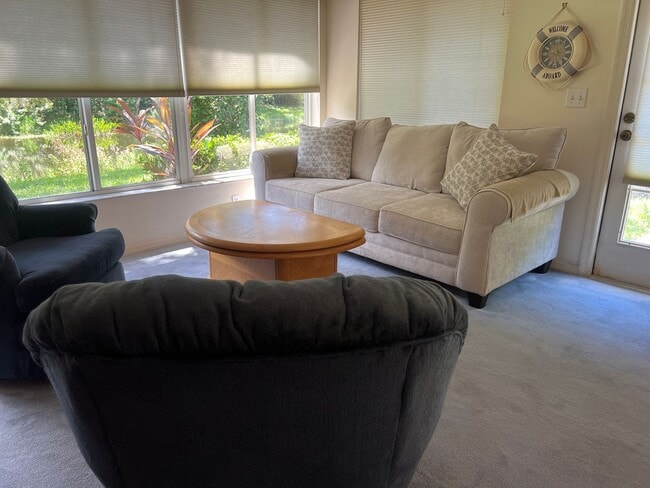 Building Photo - Fabulous 2BD/2BA/2CG- Available ANNUALLY at $2,200/mo OR SEASONALLY at $4,200/mo