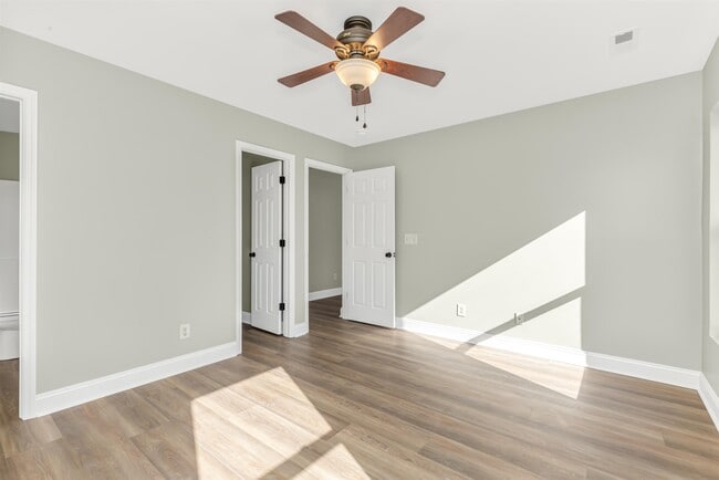 Building Photo - 4008 Scarlet Oak Ct