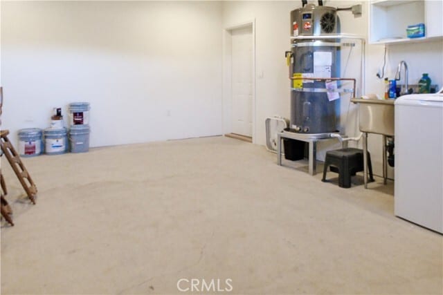 Building Photo - 215 E 2nd St