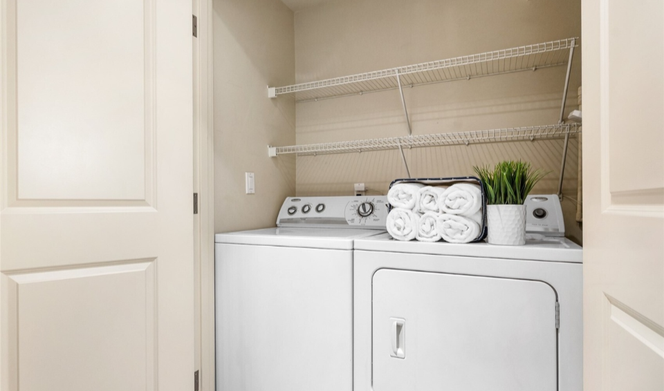 Laundry - 15155 NE 82nd St