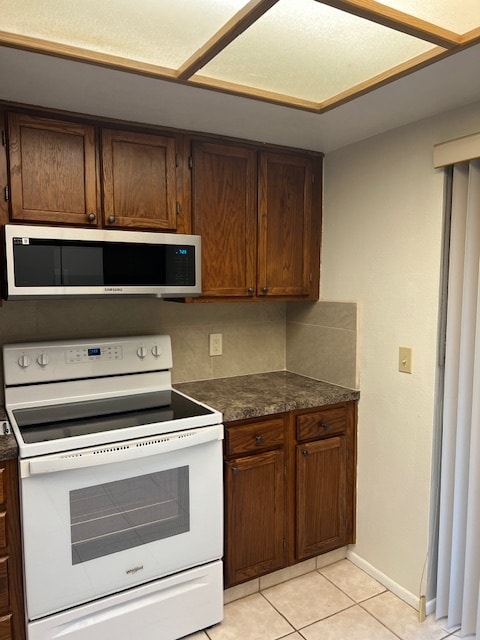 Building Photo - 111 Woodlake Wynde