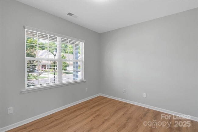 Building Photo - 3024 Kirkwall Ln