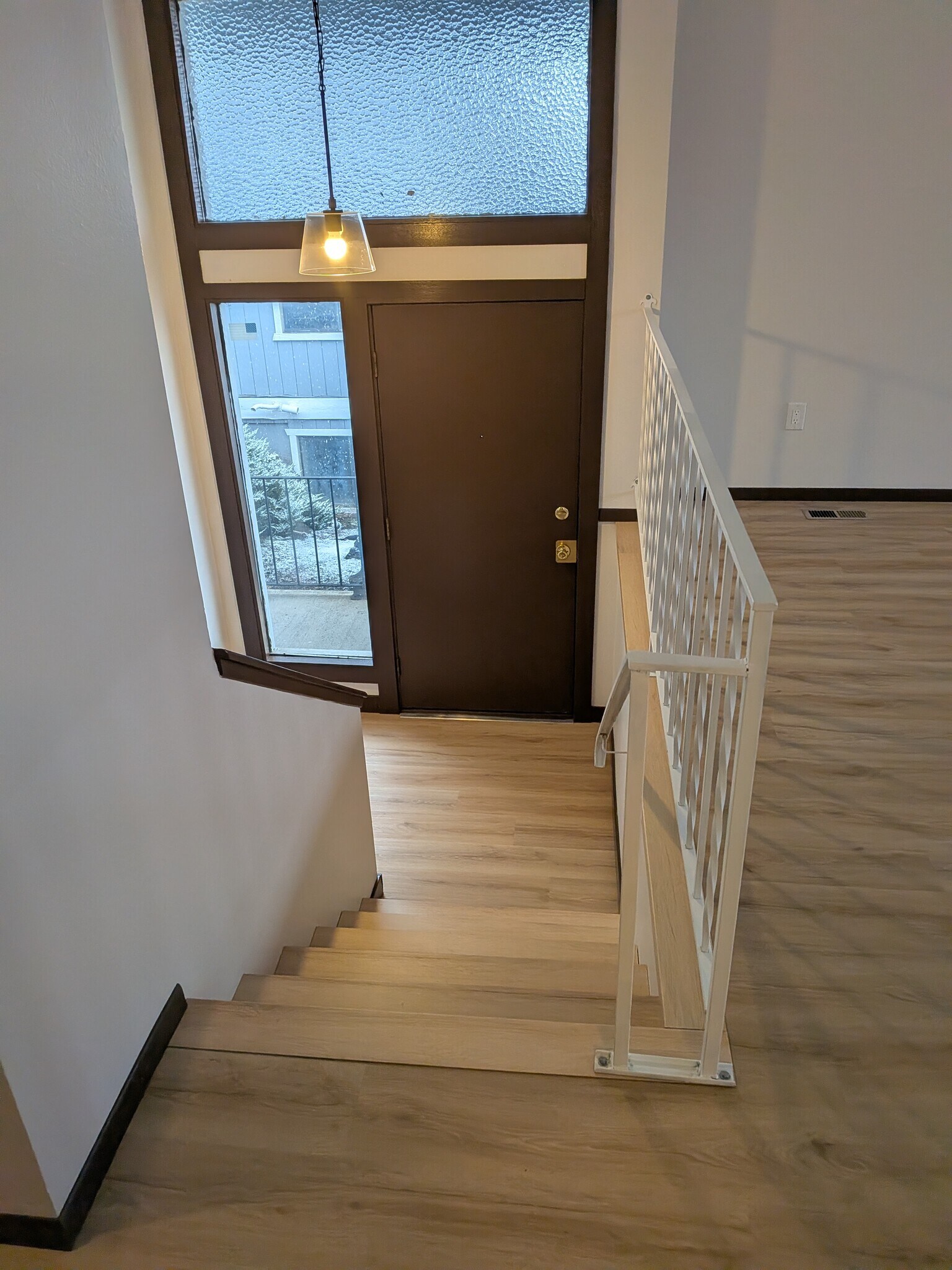 Building Photo - 1406 W Cora Ct