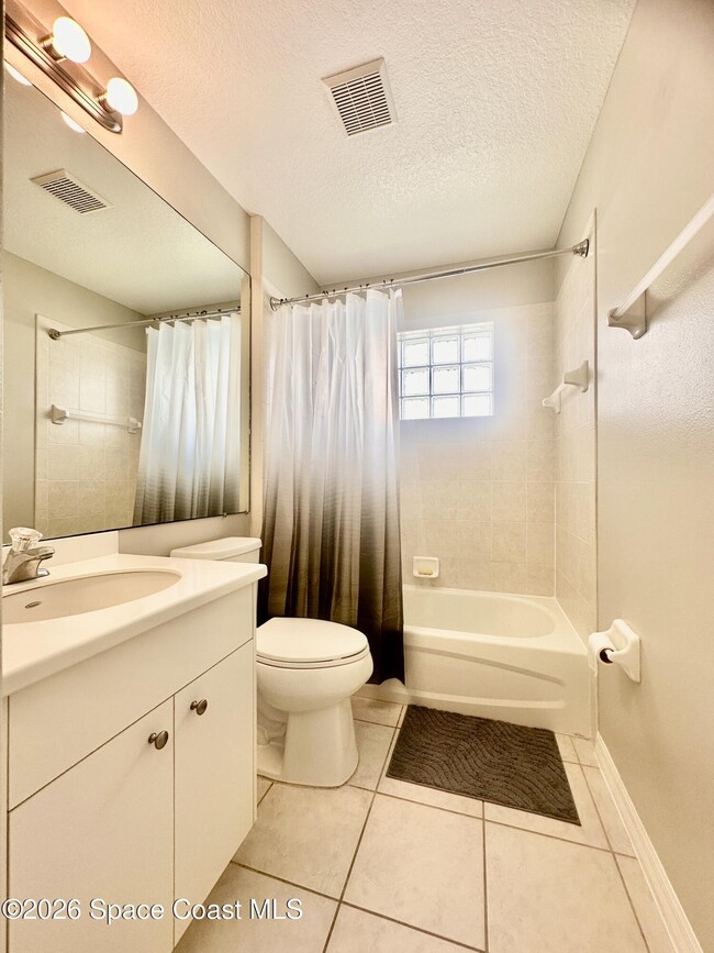 Building Photo - 2817 Mondavi Dr