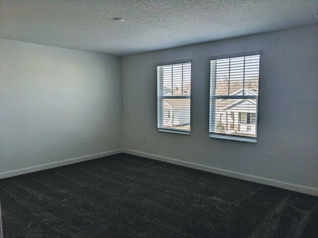 Building Photo - 11716 Language Wy