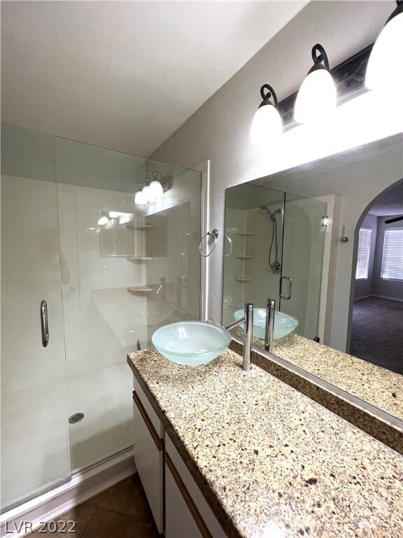 Building Photo - 2200 S Fort Apache Rd