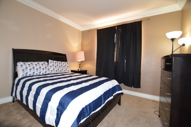 Building Photo - Meridian 2Bdr | 2Bath Luxury Condo w/Den, Valencia floor plan.