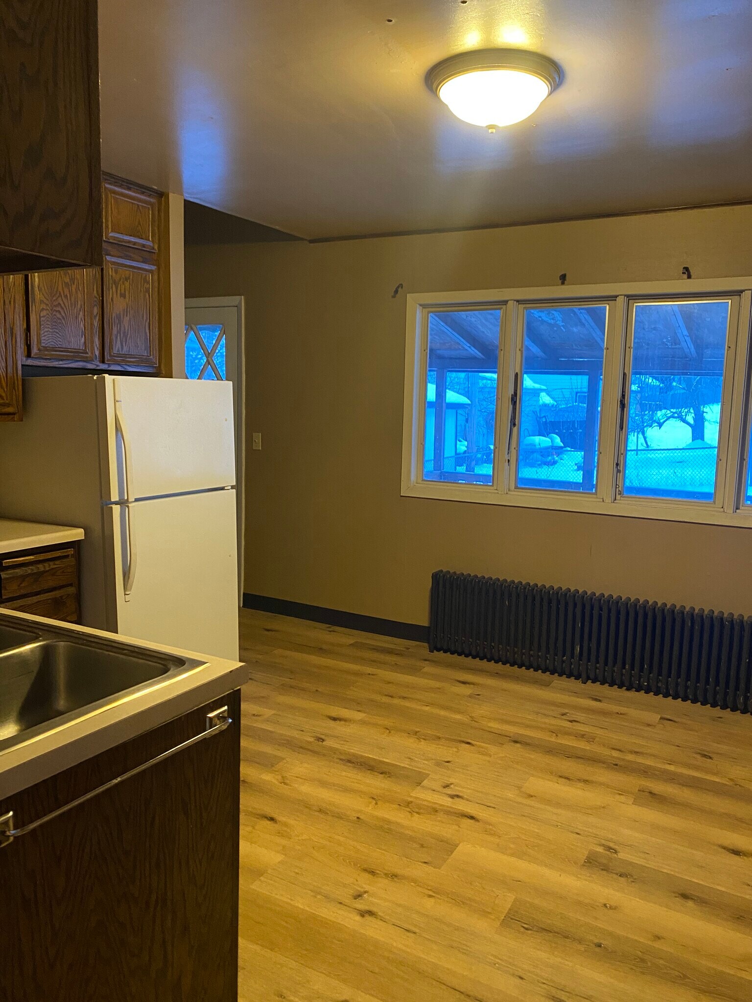 Building Photo - 1107 N 7th Ave E