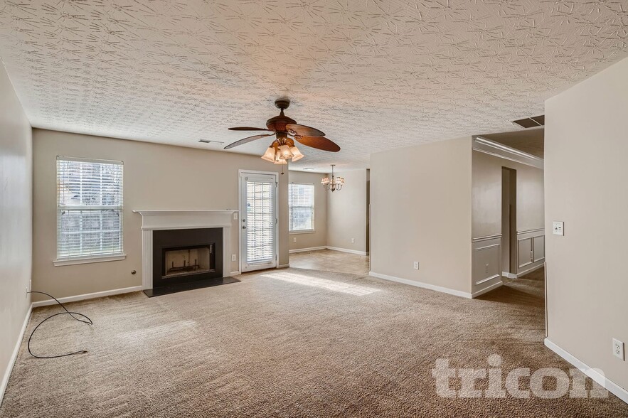 Building Photo - 59 Stony Oak Dr