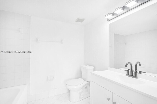 Building Photo - 3398 NE 9th Dr