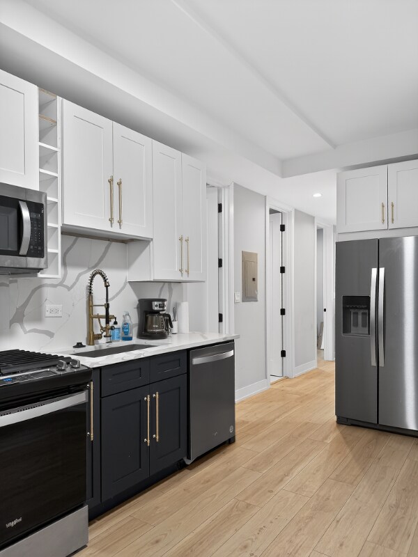 Building Photo - 2818 W Fletcher St