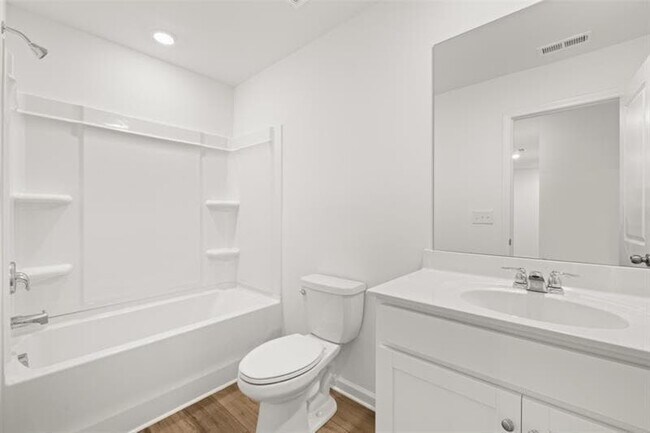 Building Photo - 106 Smithwood Dr
