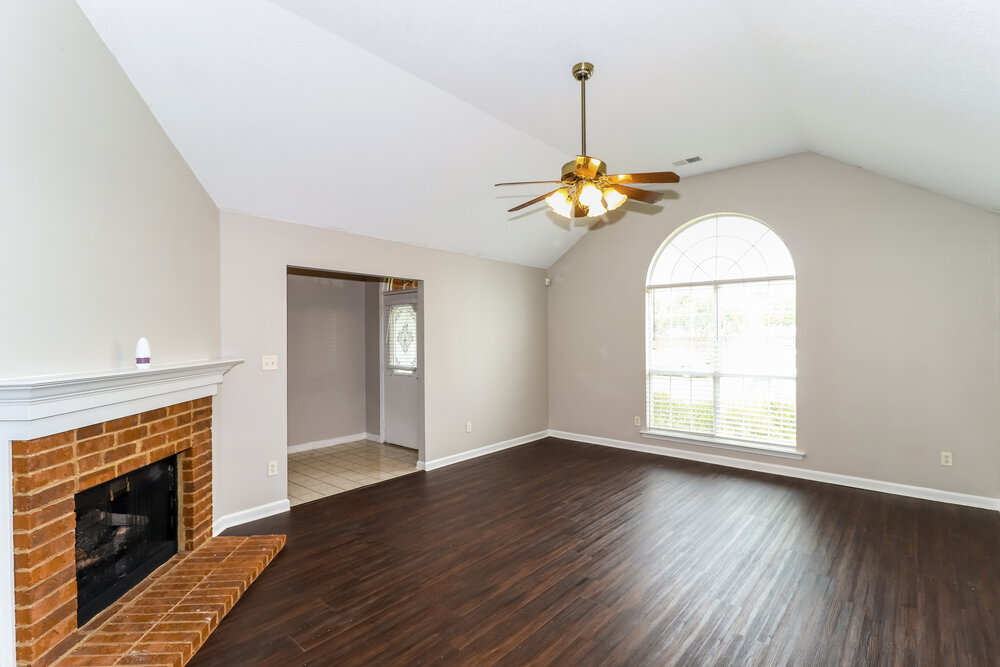 Building Photo - 11195 Cashmere Wood Dr