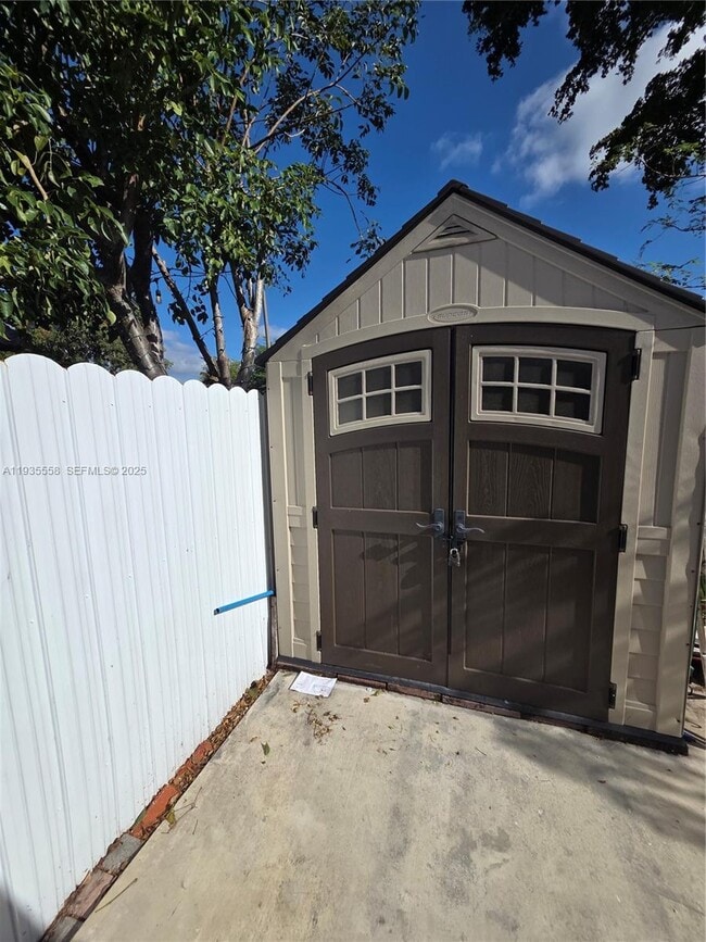 Building Photo - 2851 NW 203rd Ln