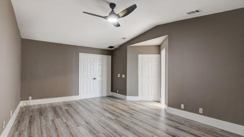 Building Photo - 6784 Via Regina