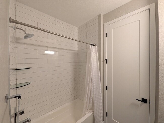 Building Photo - 5009 S Prince Pl