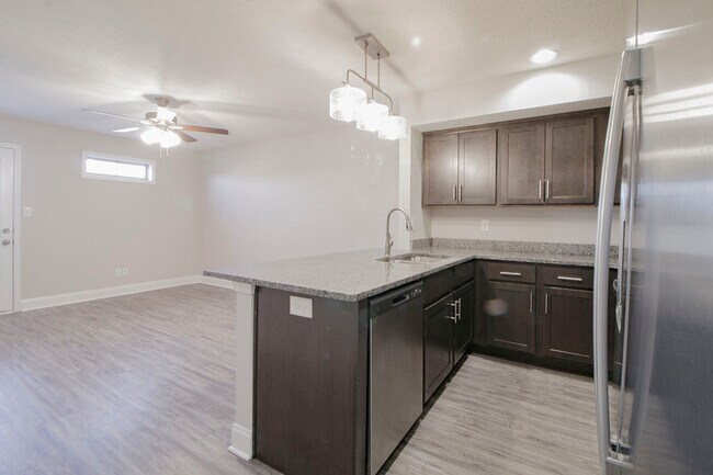 Building Photo - 1000-103 Henry Place Blvd