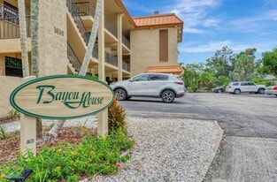 Building Photo - 1650 Pine Tree Ln