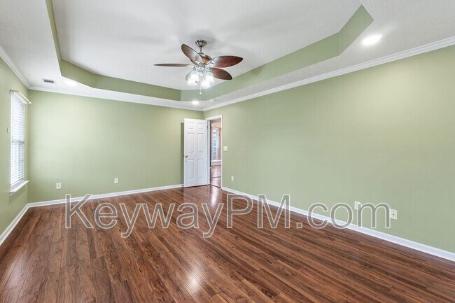 Building Photo - 435 St Julian Pl