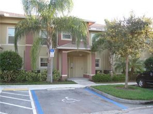 Building Photo - ANNUAL RENTAL - VISTAS AT HERITAGE BAY - 2...