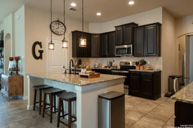 Building Photo - 5633 Briar Fld