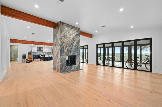 Building Photo - 4805 Greystone Dr