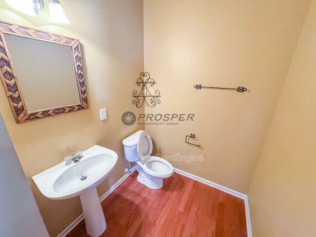 Building Photo - 4 Bellflower Ct