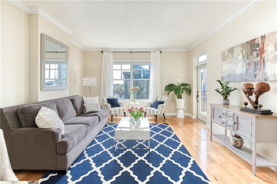 Building Photo - 1101 Juniper St NE