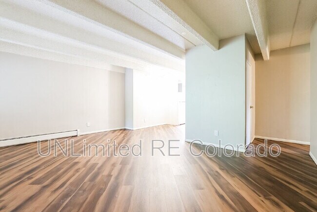 Building Photo - 2401 S Gaylord St