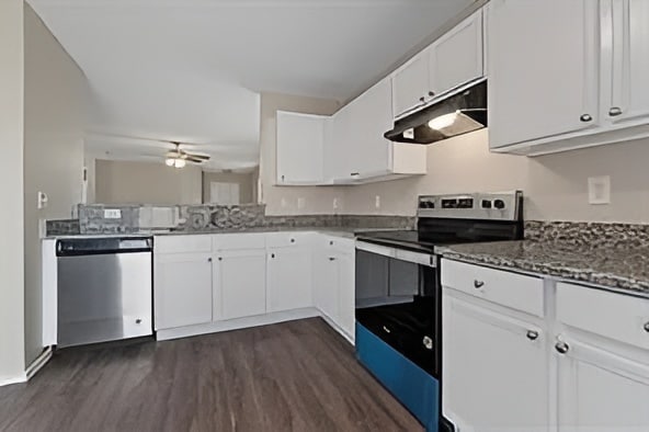 Building Photo - 7045 Wax Berry Dr