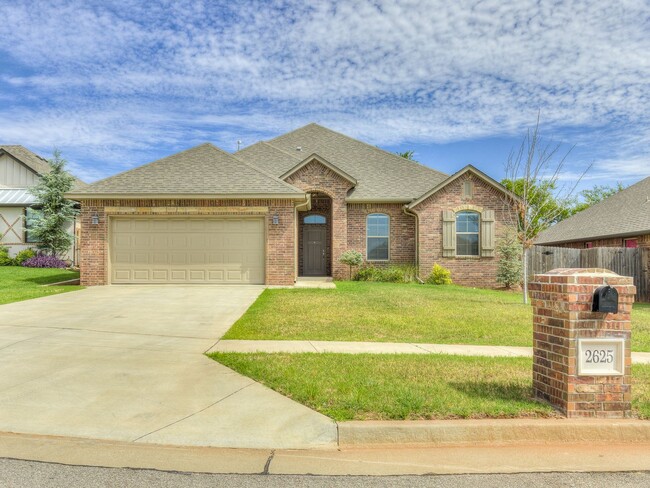 Building Photo - Beautiful 4 bed 2 bath in Moore!