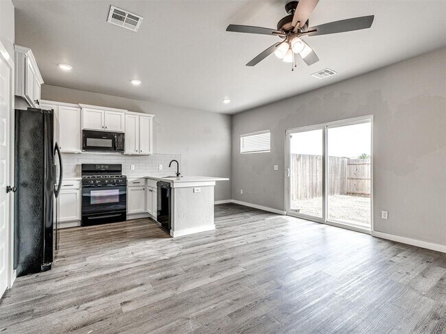 Building Photo - 8922 NW 109th Terrace