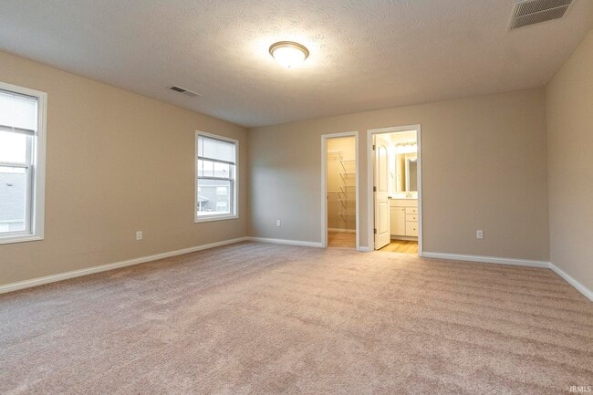 Building Photo - 5621 Camden Dr