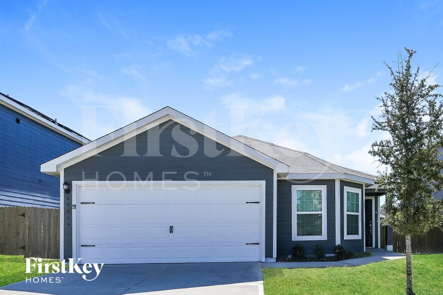 Building Photo - 26615 Ezemily Dr