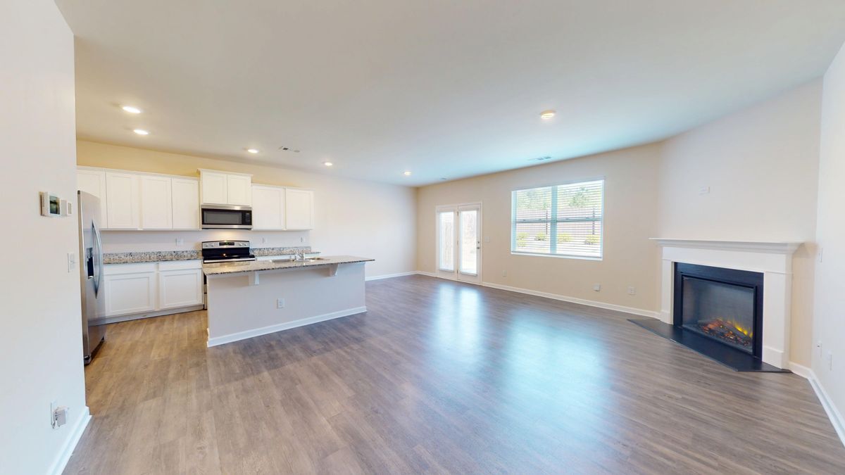 Building Photo - 5256 Barberry Ave