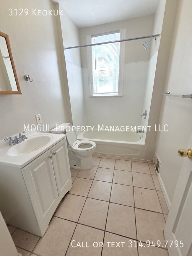 Building Photo - 3129 Keokuk-
