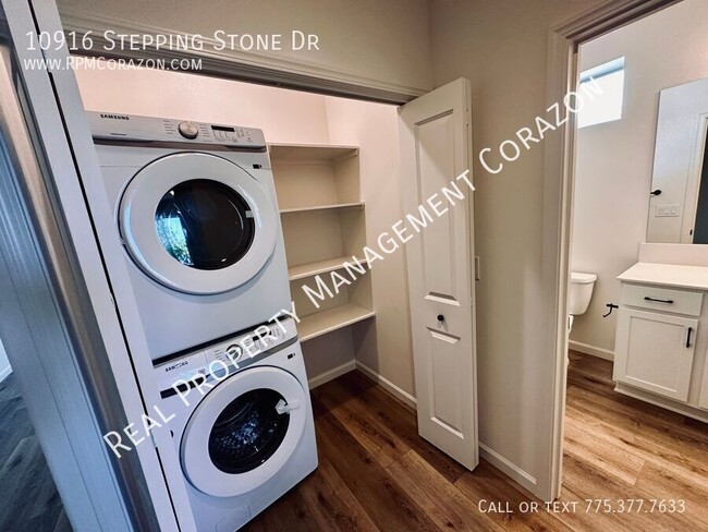 Building Photo - 10916 Stepping Stone Dr