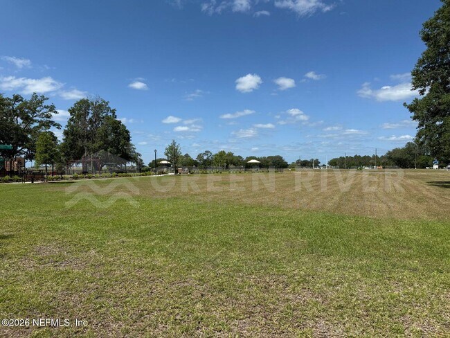 Building Photo - 2717 White Cedar Ln