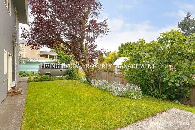 Building Photo - 1843 N Schofield St