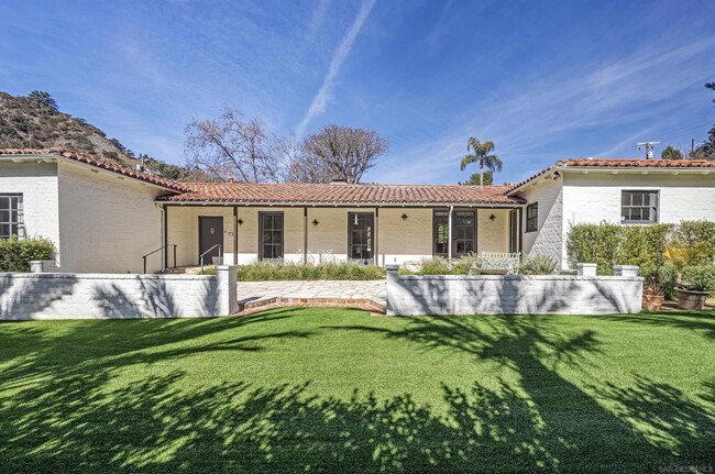 Primary Photo - 1720 Coldwater Canyon Dr