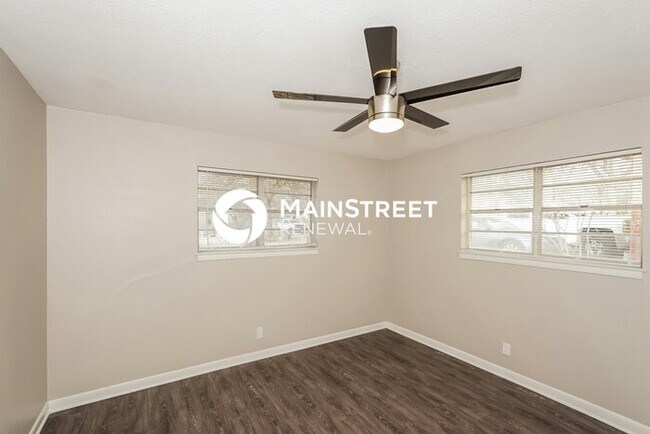 Building Photo - 3 Bedroom Pet-Friendly Home in North Richland Hills, TX with Main Street Renewal