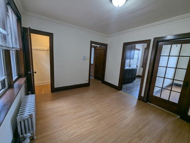 Building Photo - 1 bedroom in CICERO IL 60804