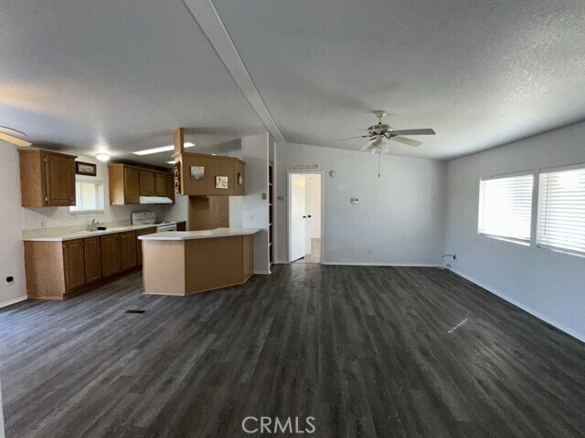 Building Photo - 9274 Terrace View Rd