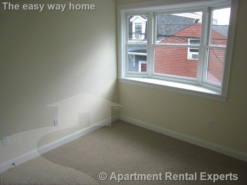 Building Photo - 43-45 Pitman St Unit #201